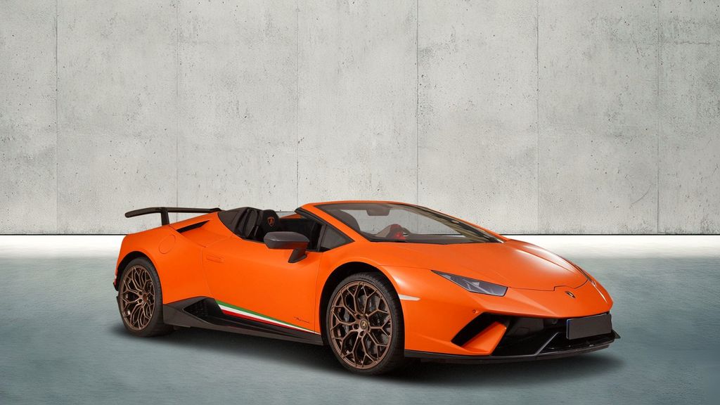 LAMBORGHINI HURACÁN SPYDER EVO AWD | oranžová metalíza | předváděcí auto | skladem | od autorizovaného prodejce | online nákup | online prodej | super cena | autoibuy.com